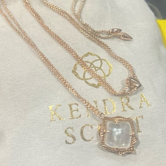 NWOT Kendra Scott Kacey Ivory Pearl Adjustable Necklace Rose Gold - Picture 9 of 12